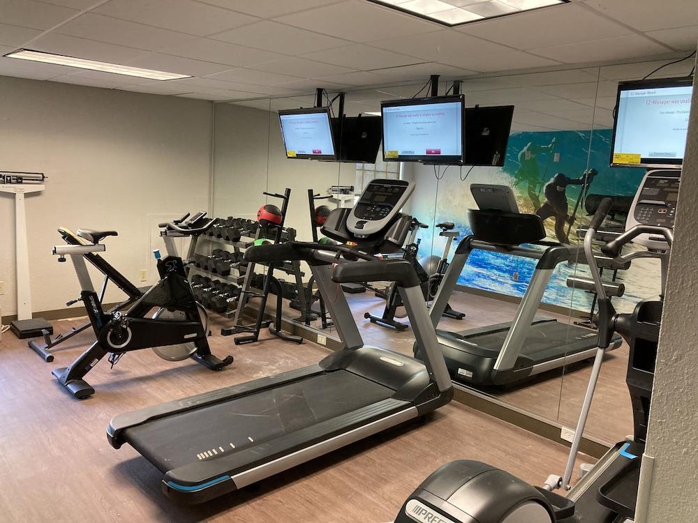 Clarion Pointe South Boston - Danville East Экстерьер фото