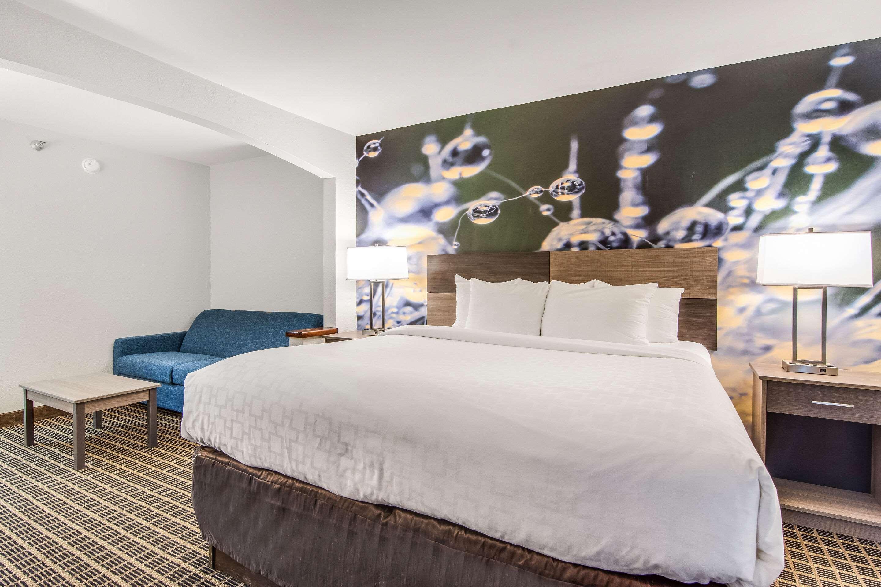 Clarion Pointe South Boston - Danville East Экстерьер фото