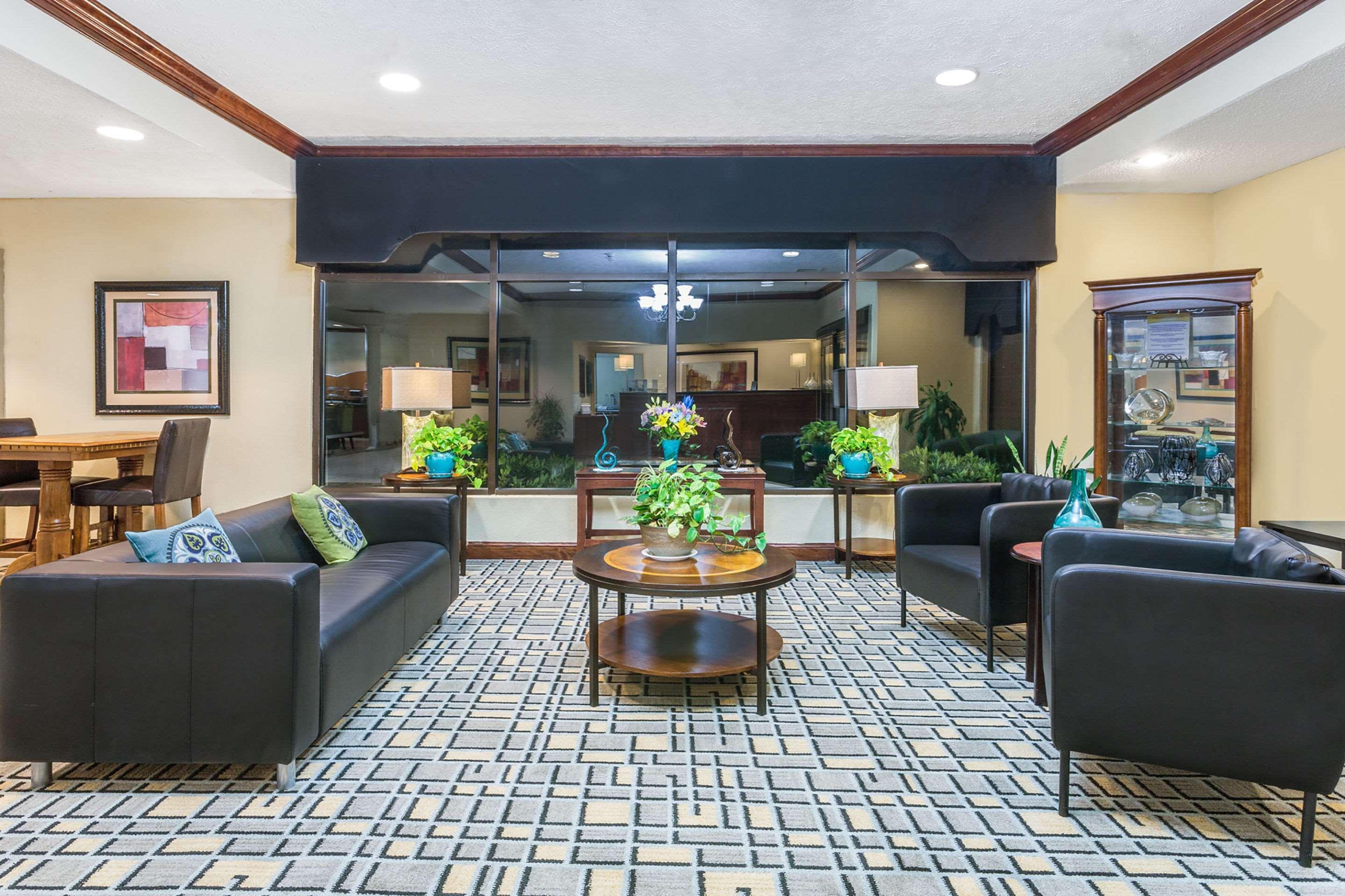 Clarion Pointe South Boston - Danville East Экстерьер фото